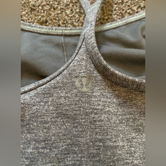 Lululemon size 8 Power Y Tank VGUC - Picture 3 of 4